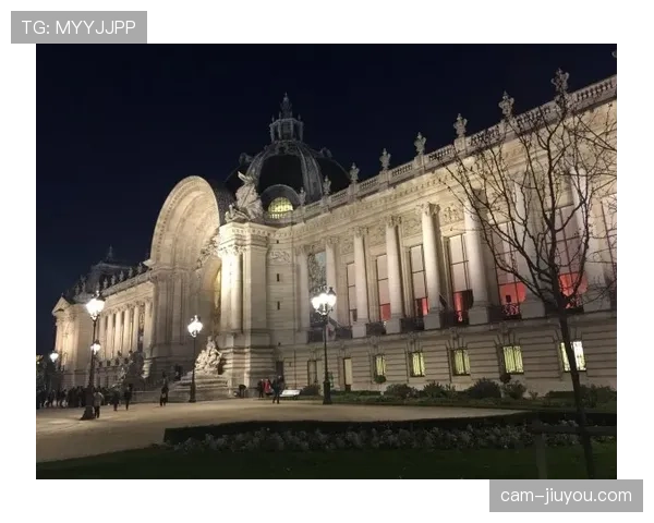 赛前动态：斯特拉斯堡主帅确认将变阵，旨在改善进攻三区效率